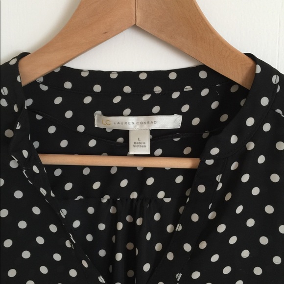 LC Lauren Conrad Top **SOLD** - Picture 2 of 3